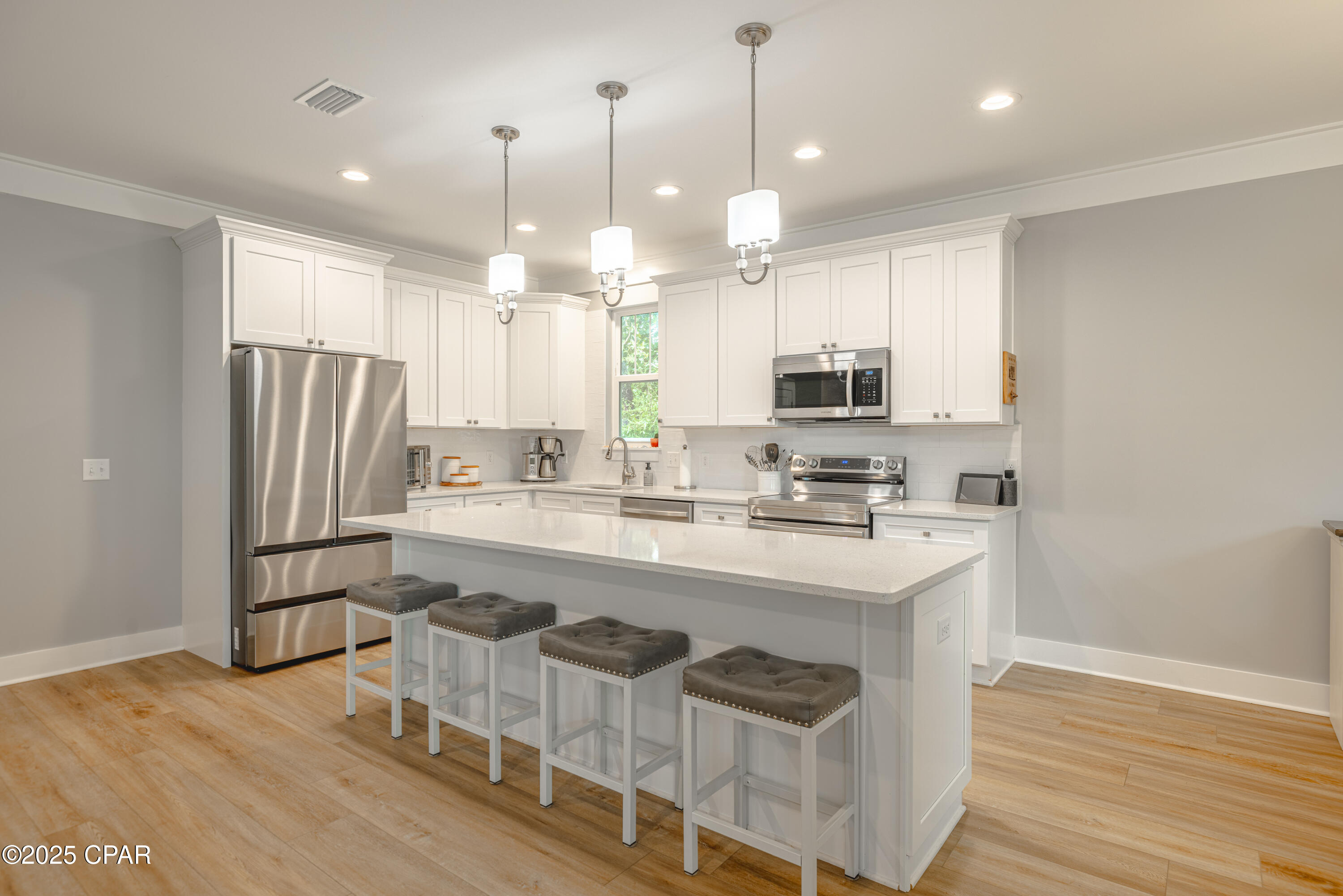 Lqcxa Dyan69iwnxvhsftzo Conrlwglajiqd8v3erq