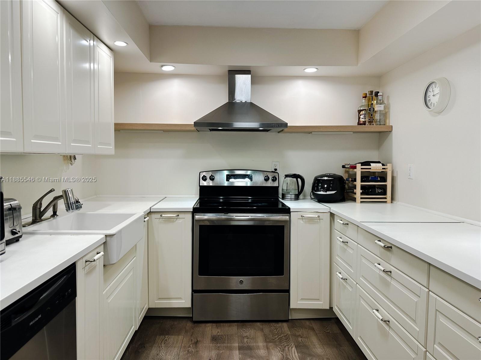 Property photo # 8