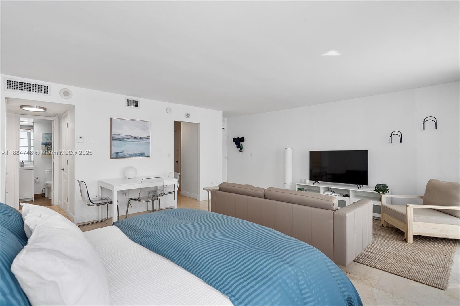Property photo # 8