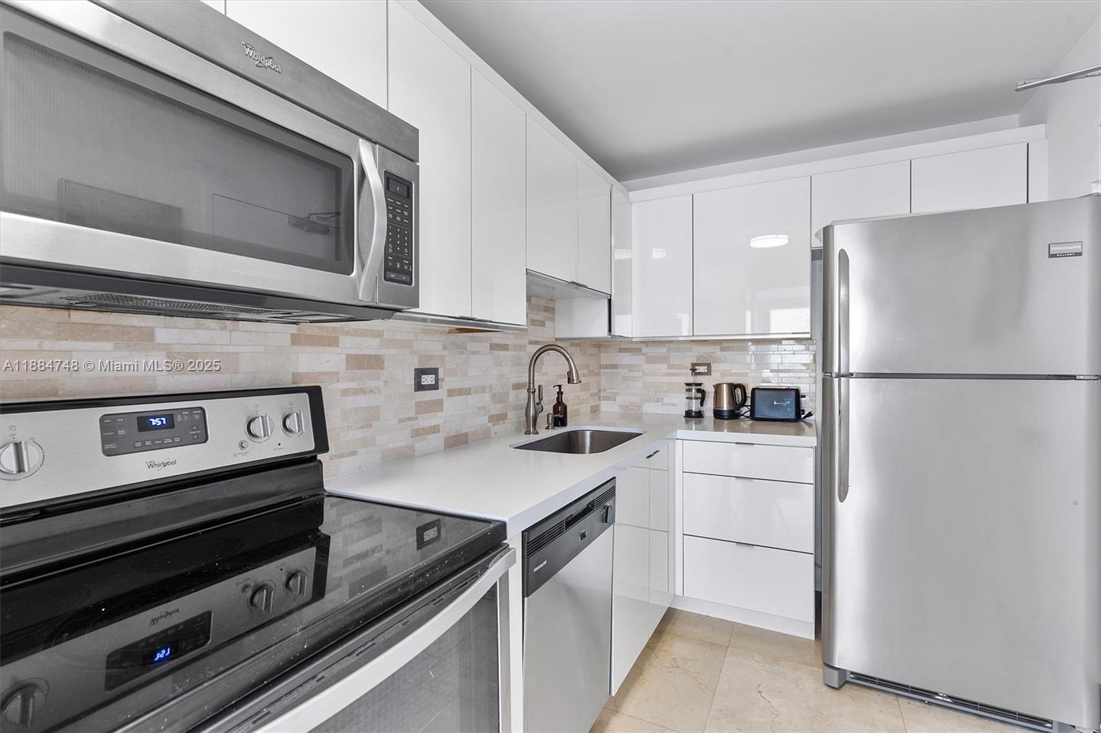 Property photo # 6