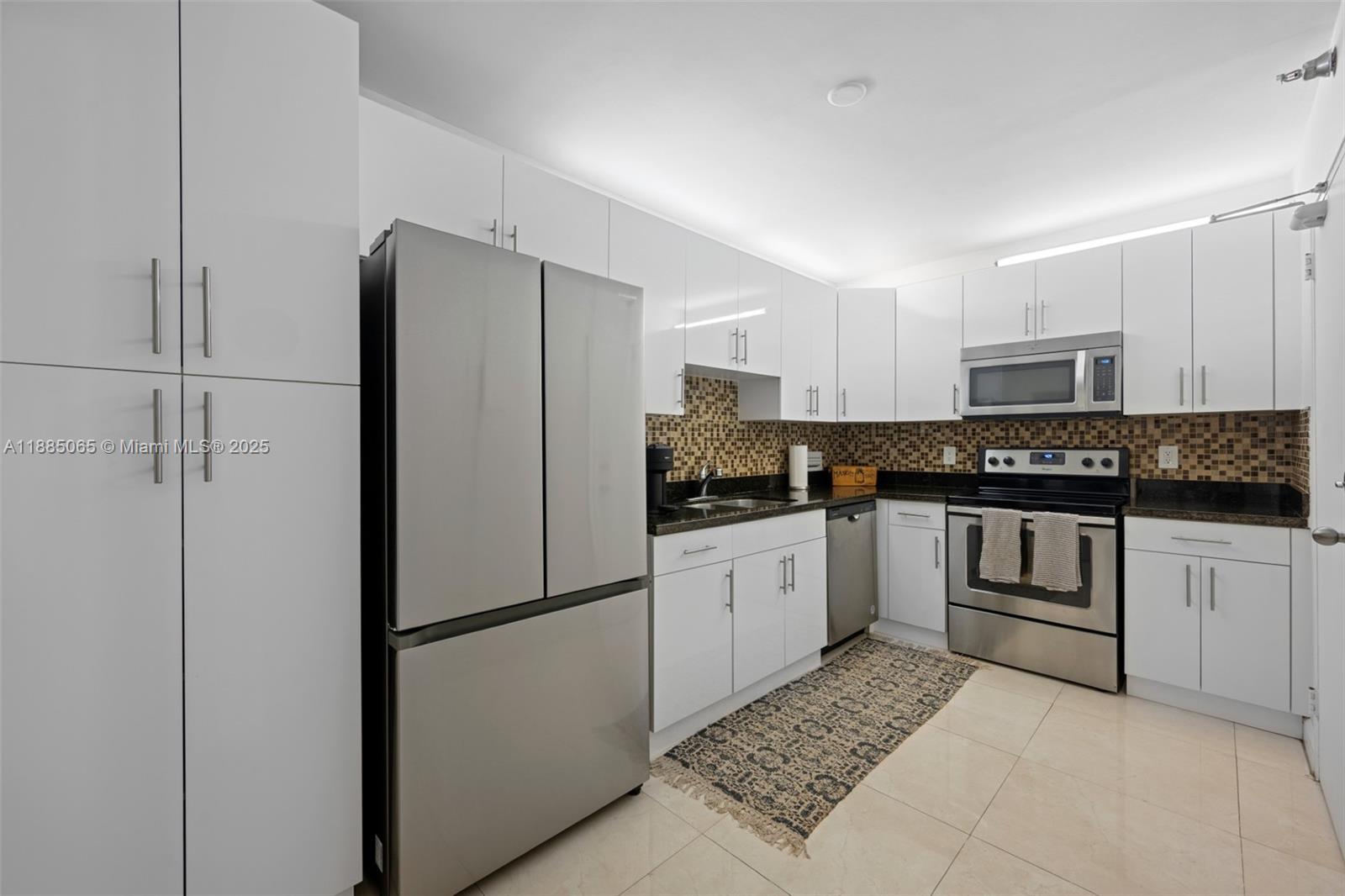 Property photo # 6