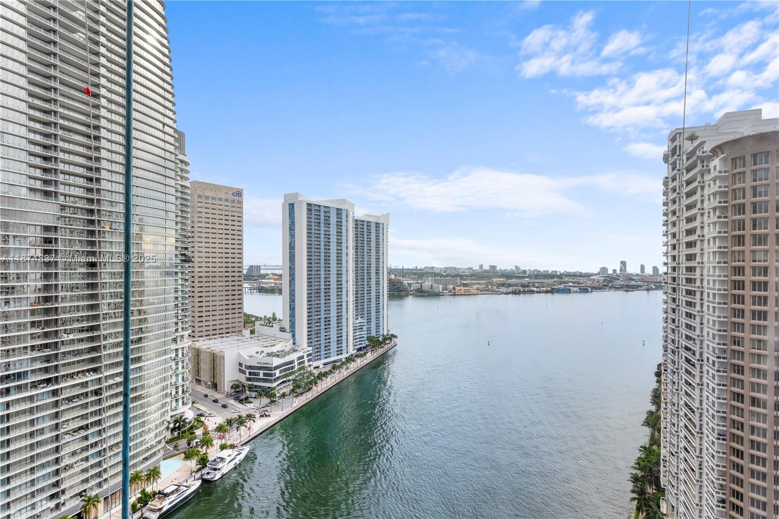 465 Brickell Ave Unit 2702, Miami, Florida 33131