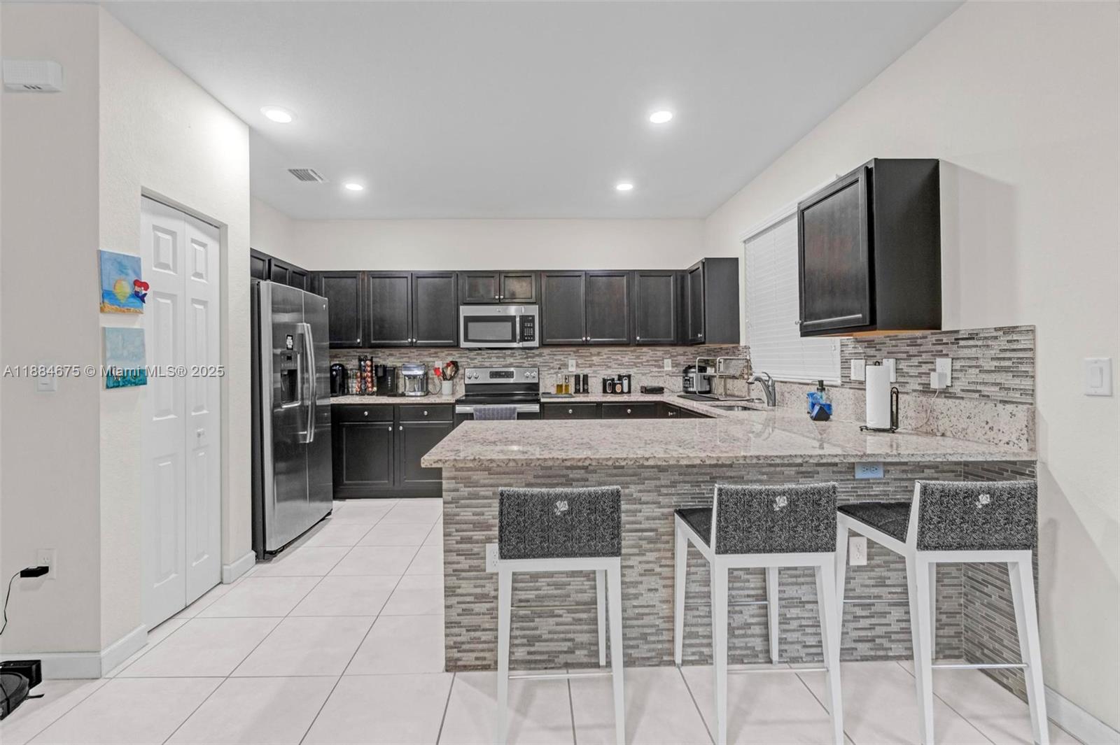 Property photo # 0