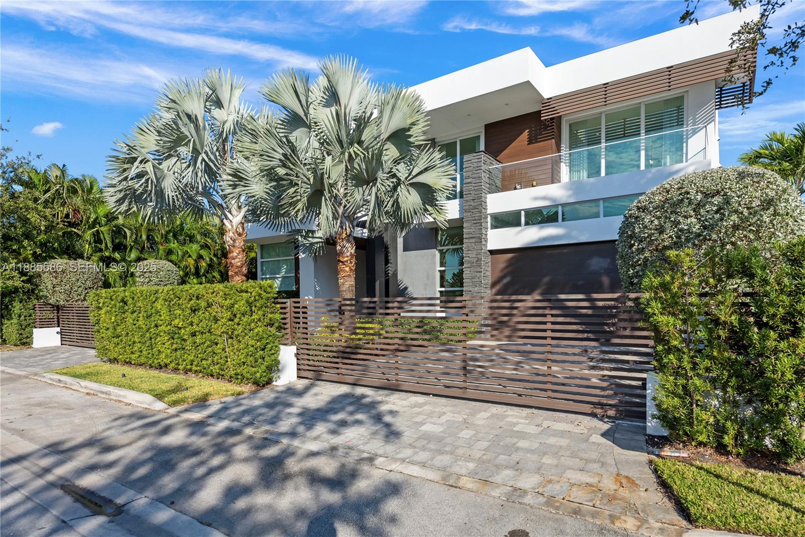 1261 99th St, Bay Harbor Islands, Florida 33154