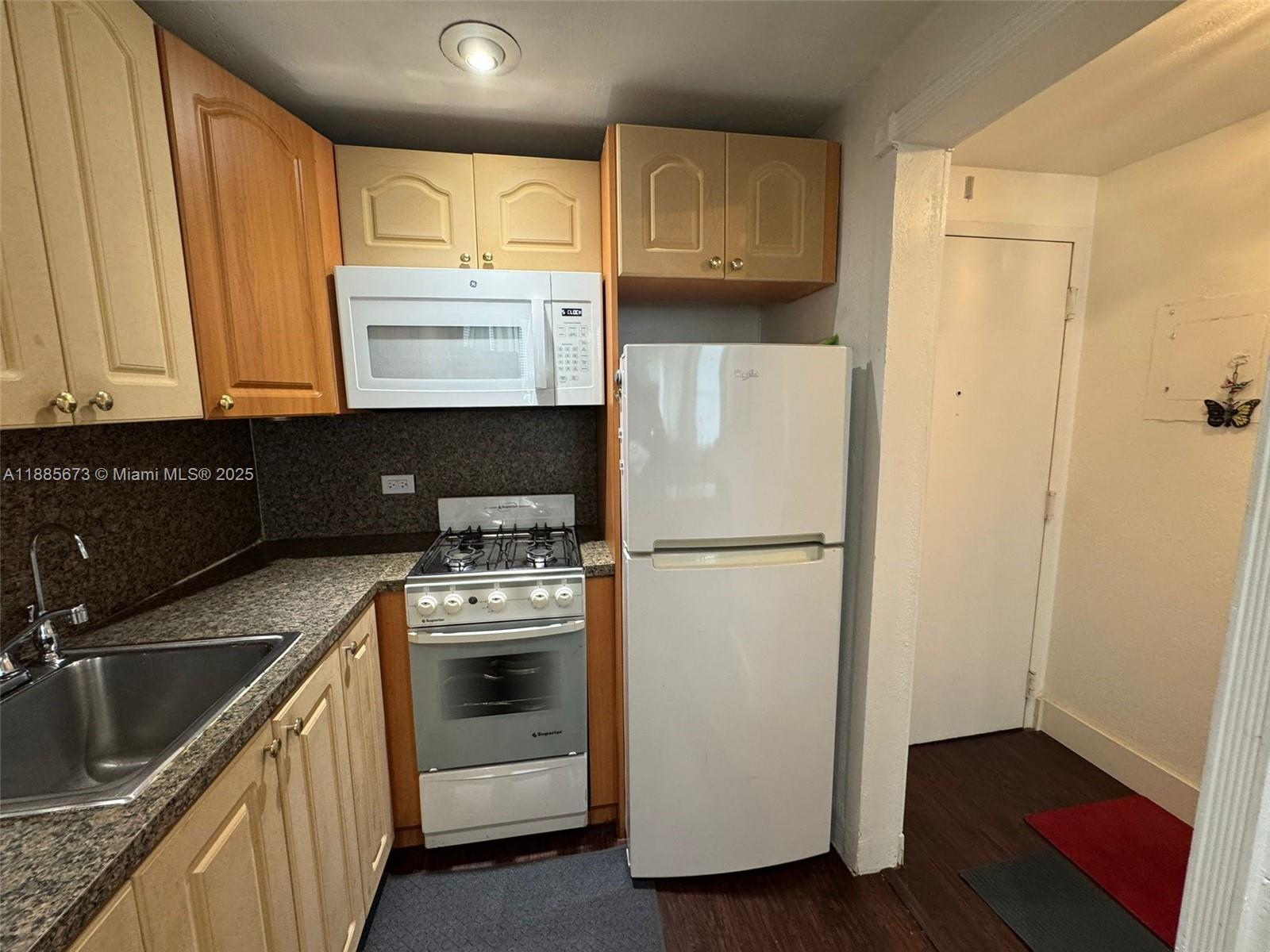 Property photo # 3