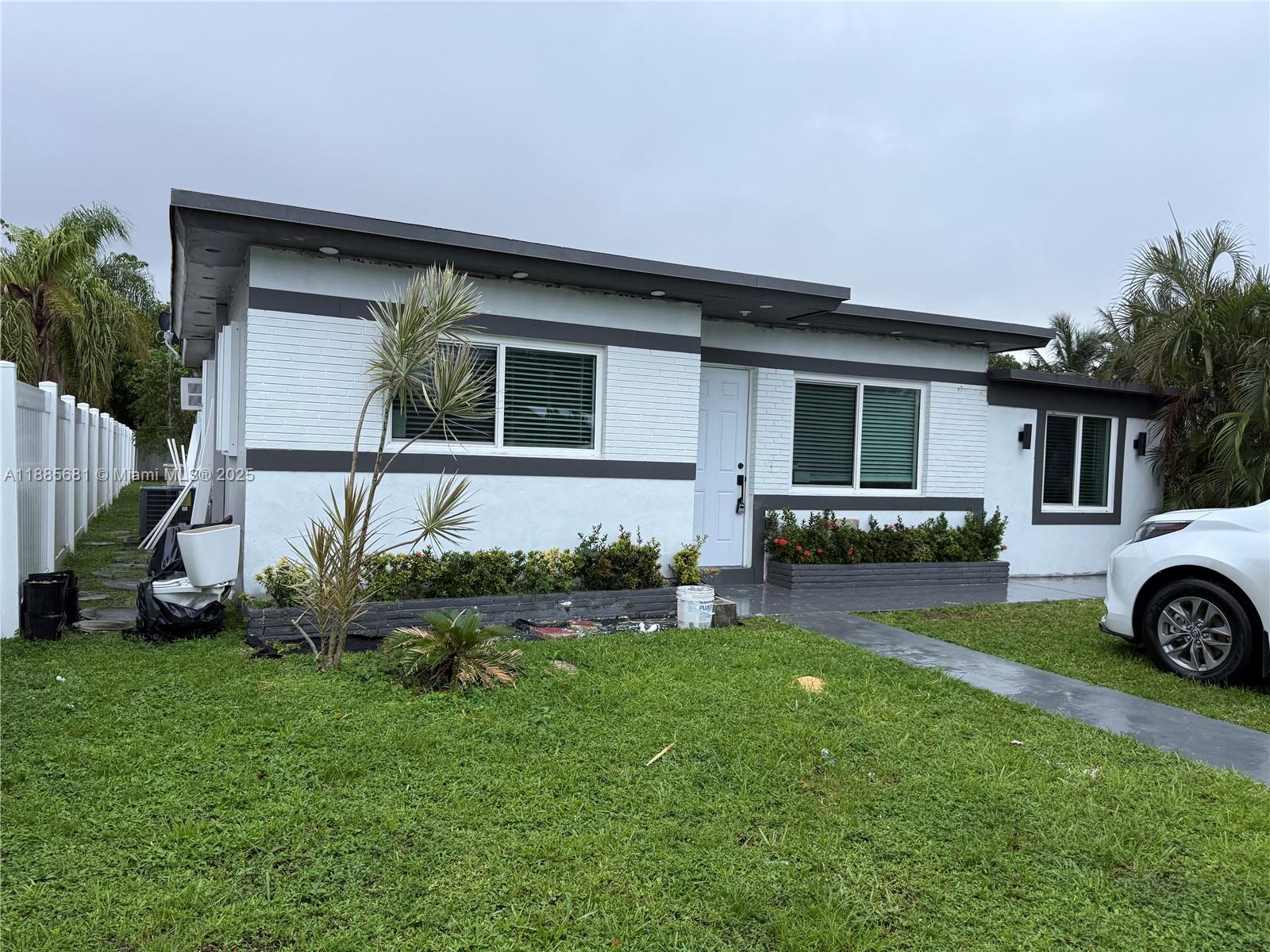 Hollywood Beach Heights S