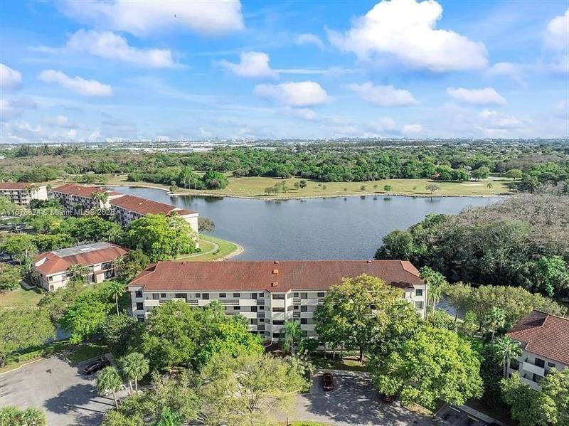 Applewood Village Iv-A Co