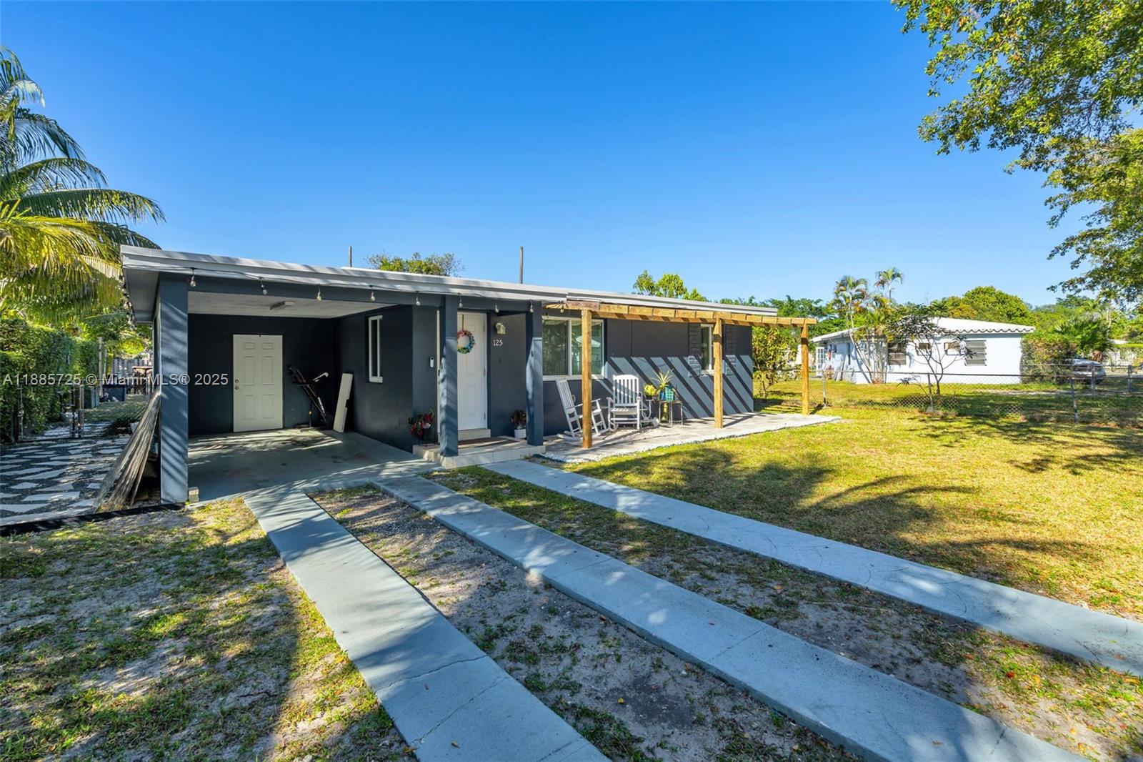 125 127th St, North Miami, Florida 33168