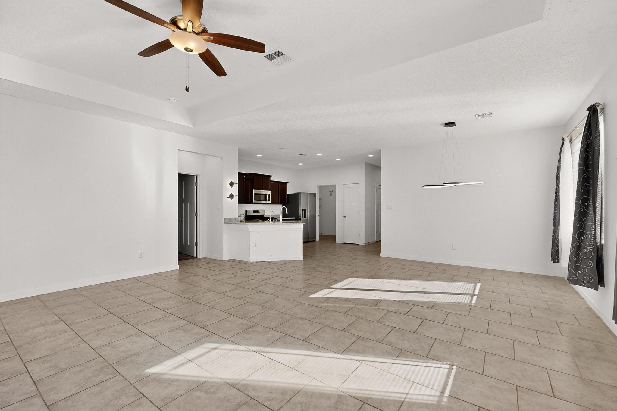 2634 CAMINO PLATA Loop NE 