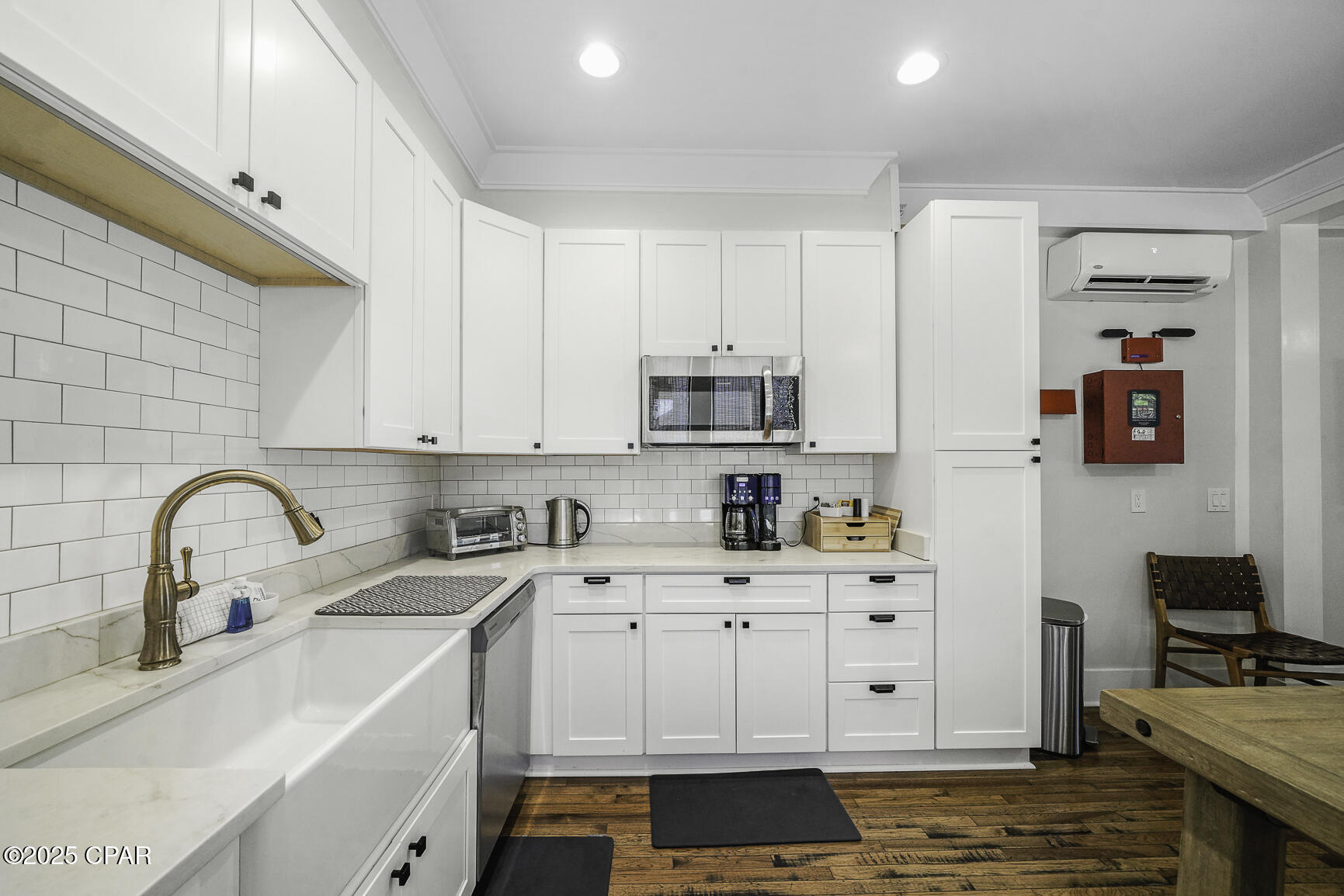 Image 13 For 20 4th Street