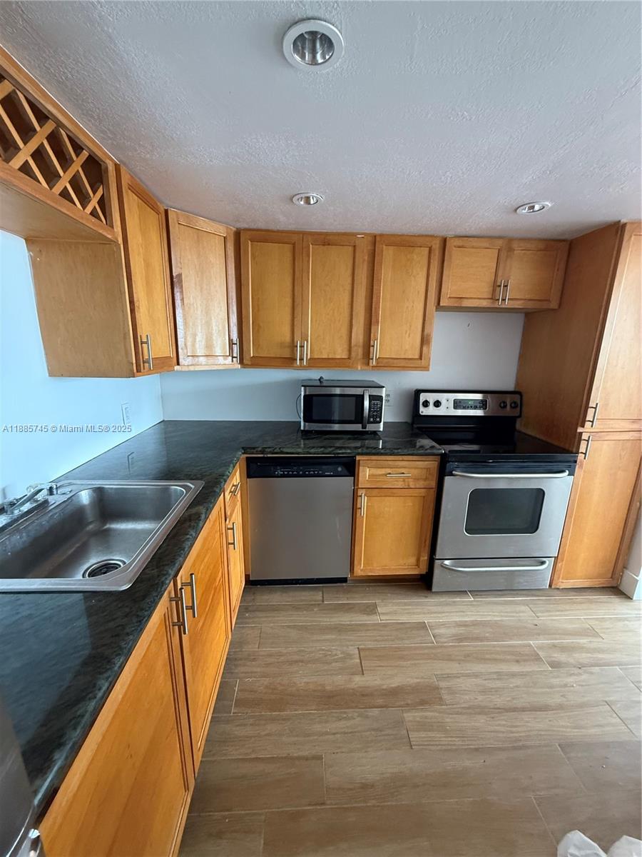 Property photo # 7