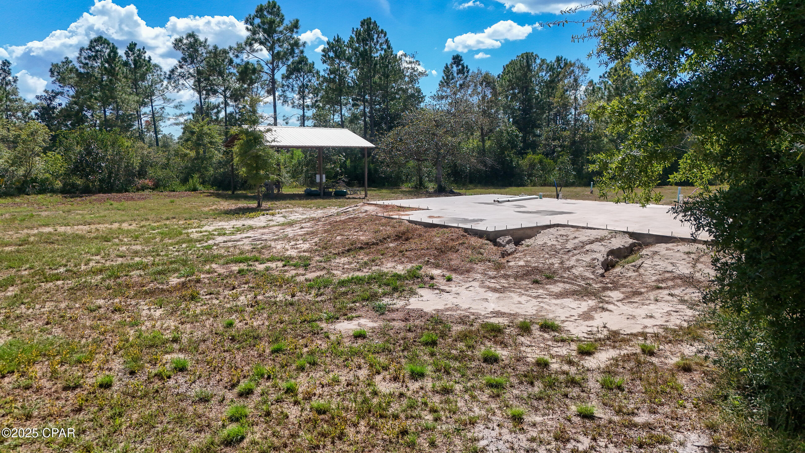 Image 9 For 17485 Woodland Avenue