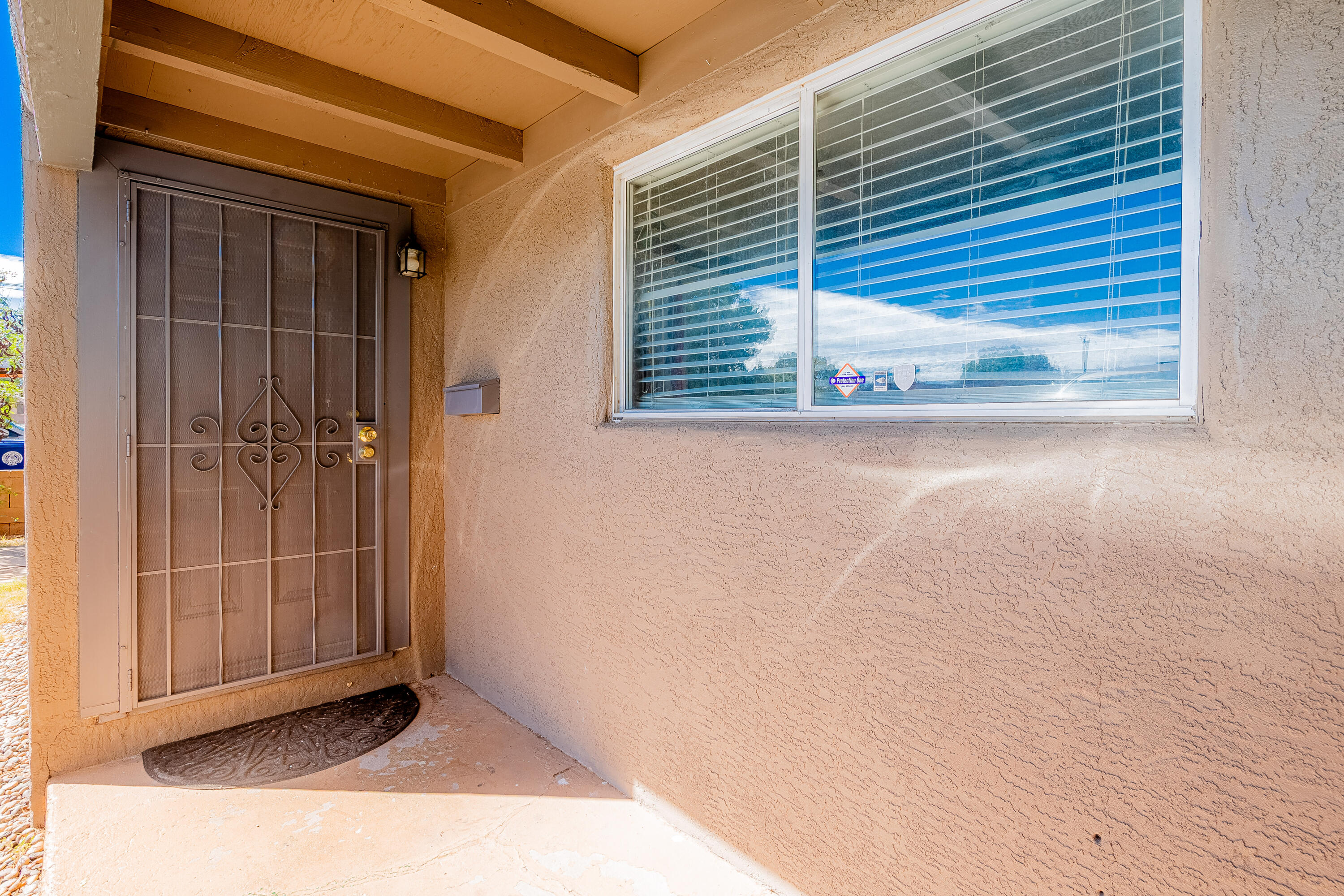 725 LOUISIANA Boulevard SE 