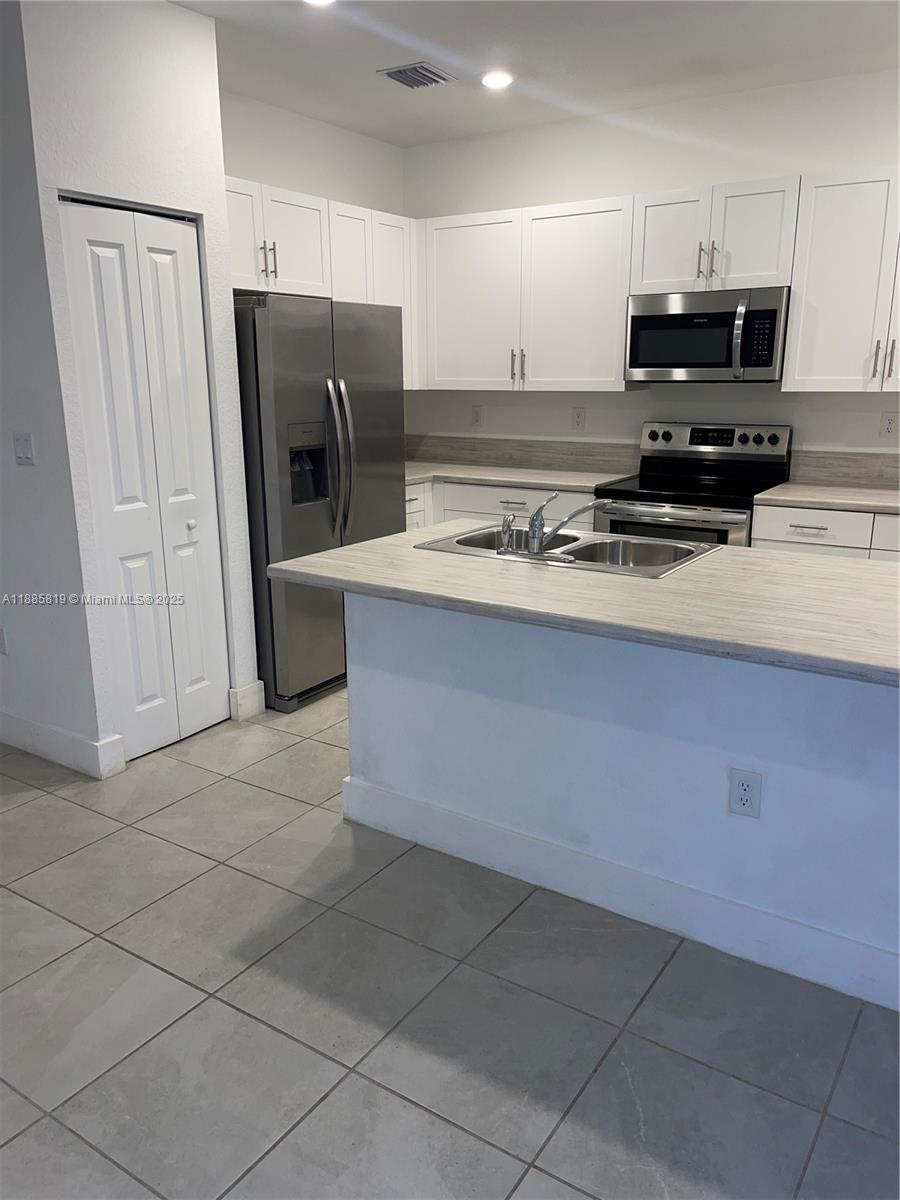 Property photo # 4