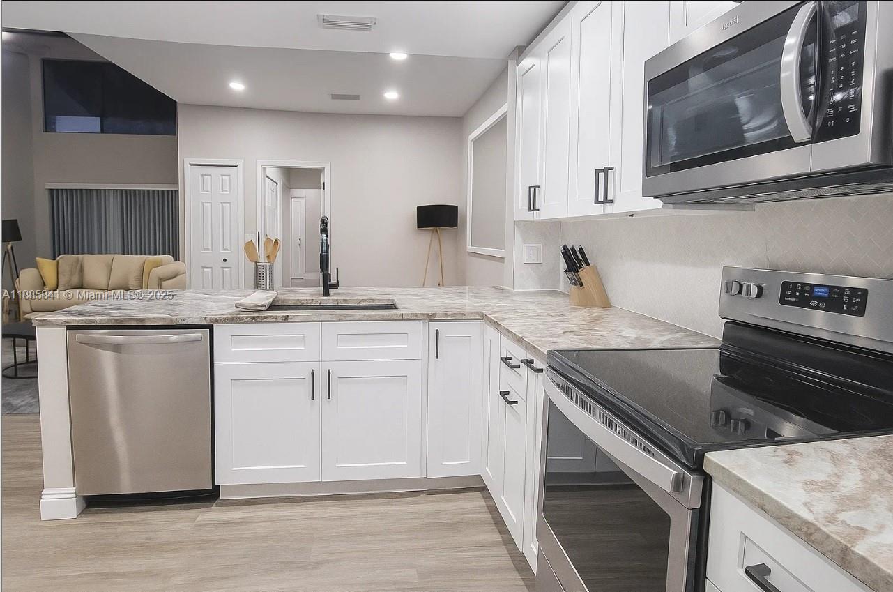 Property photo # 9