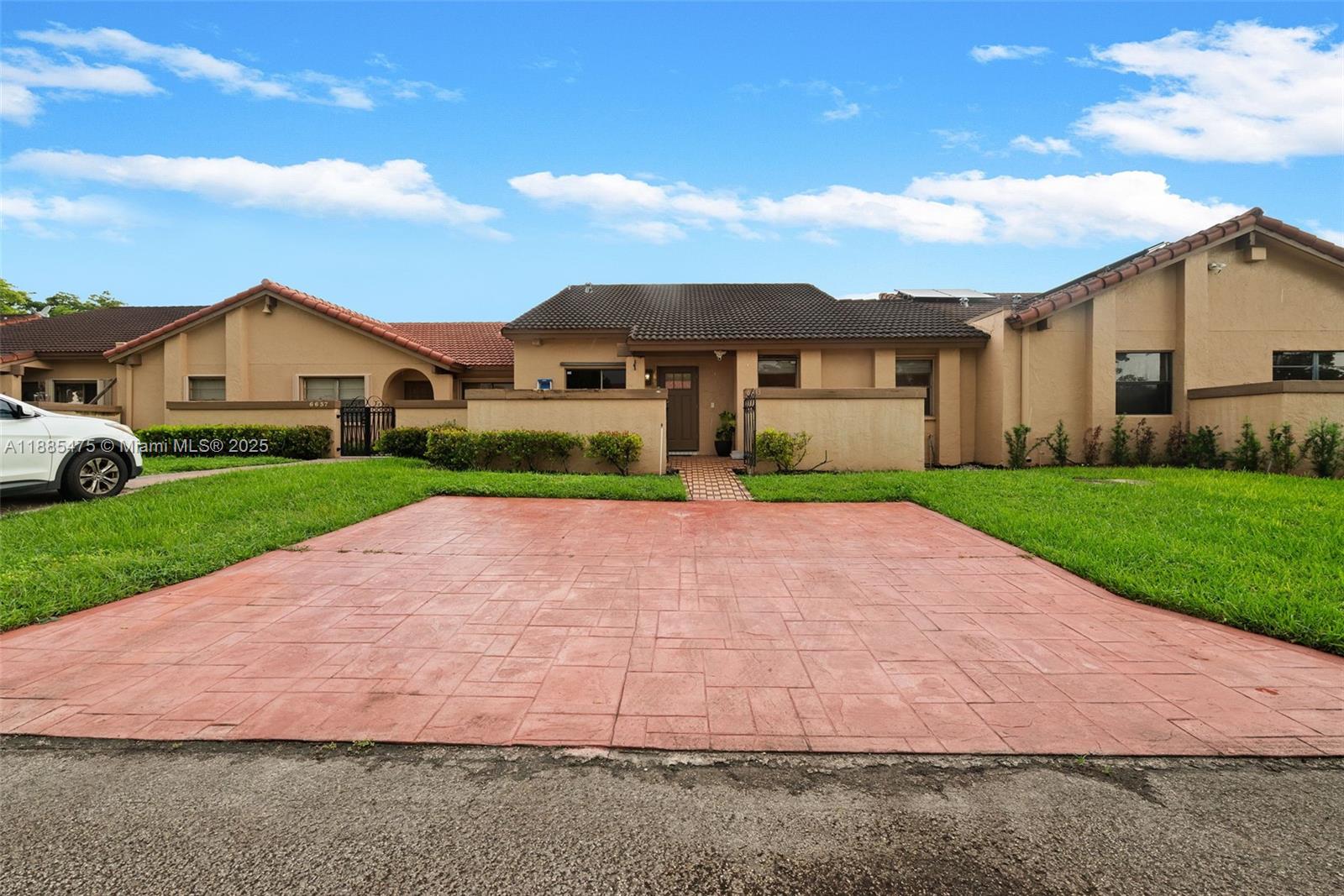 Property photo # 2