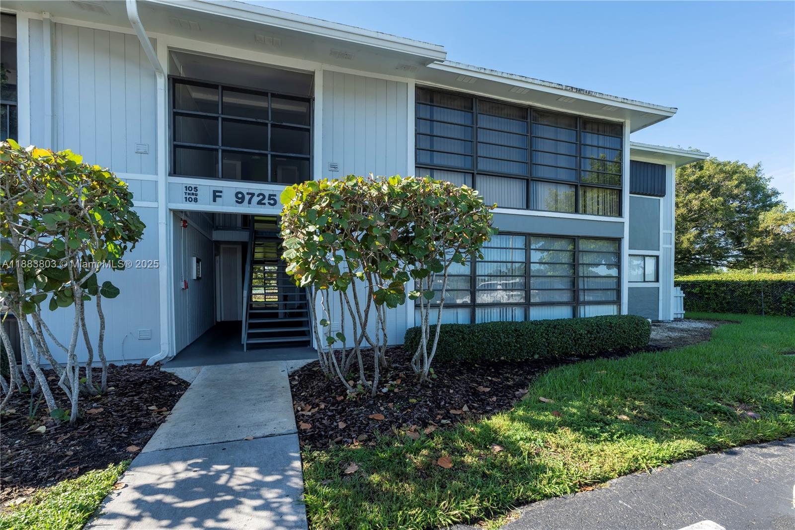 Lakeview At The Hammocks