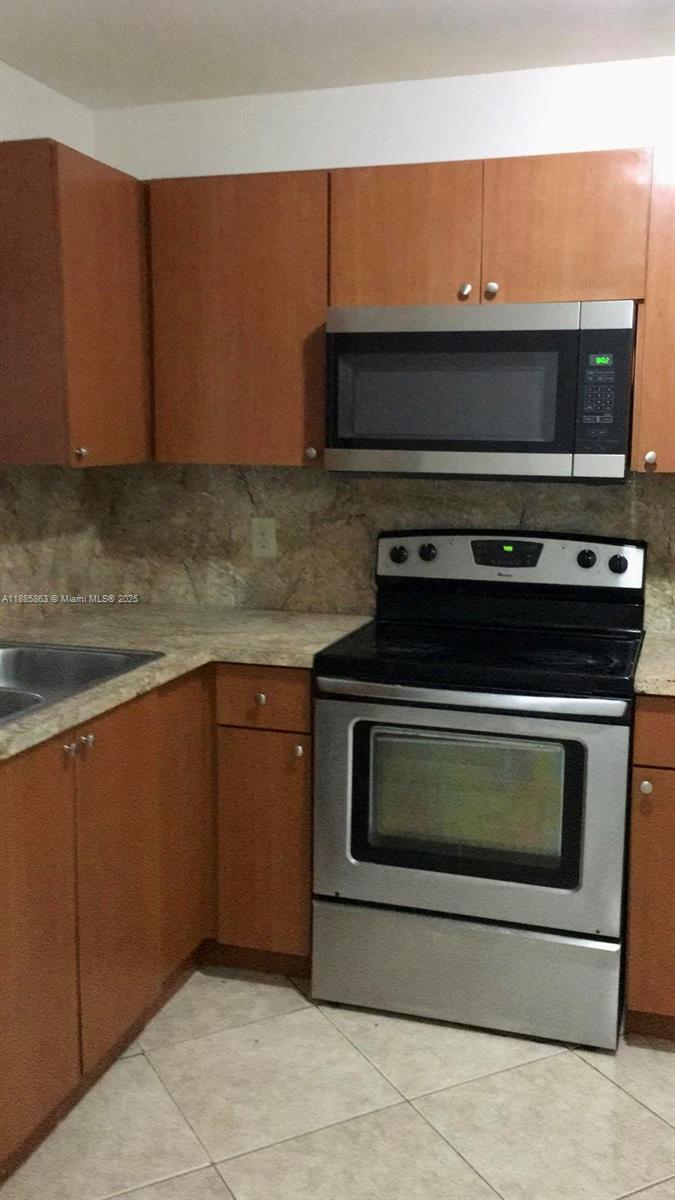 Property photo # 8