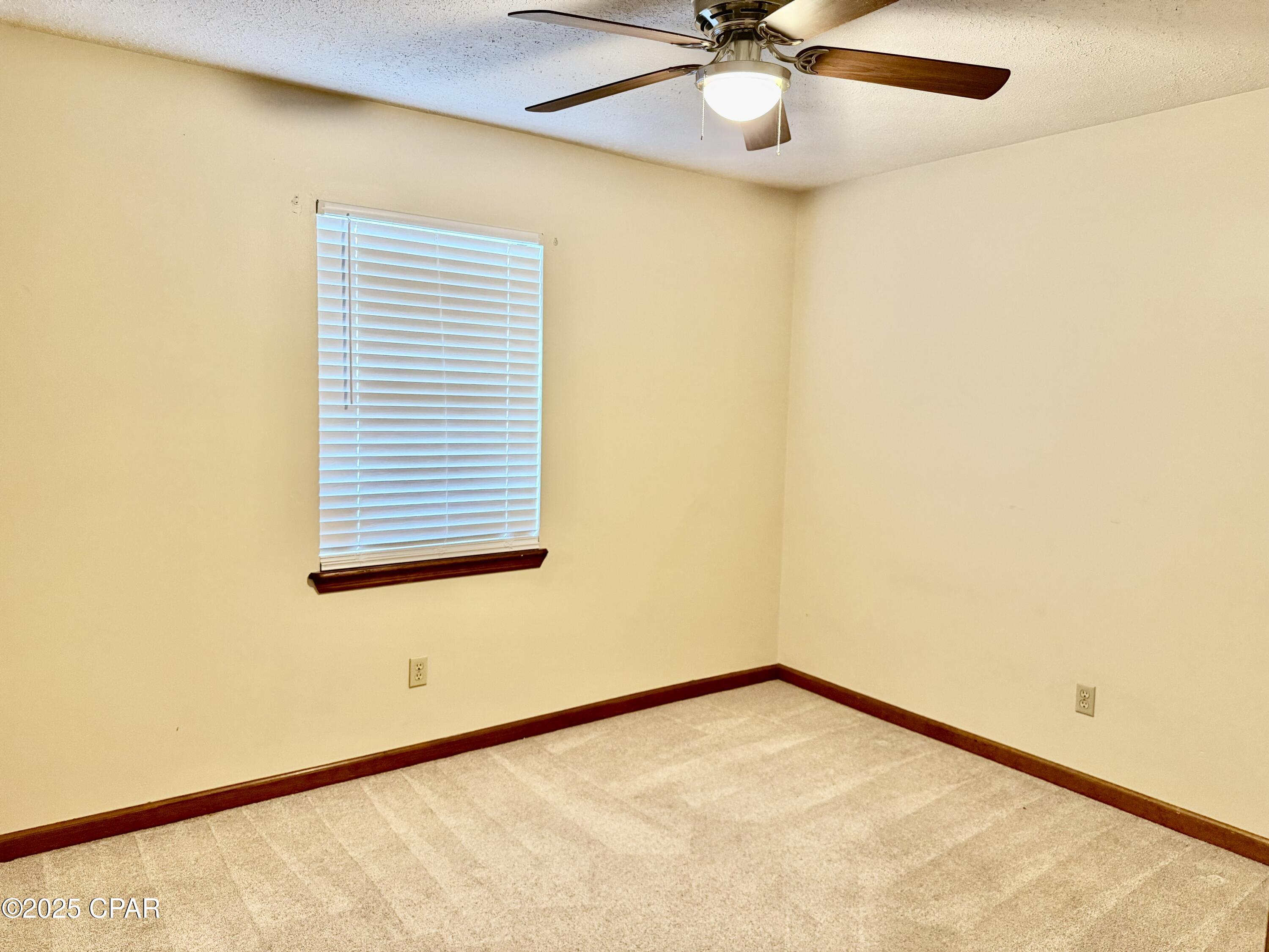  Pyhtskd1zs26ay4c433x0usrvgbbrauz37_xzdaufg