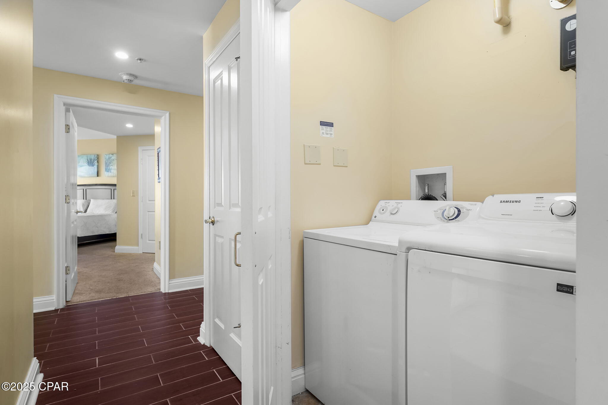 Image 38 For 4050 Marriott Drive 3606