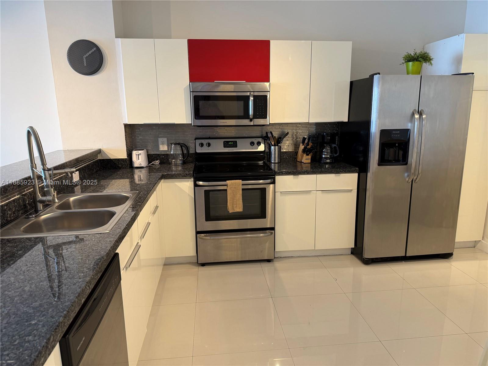 Property photo # 2