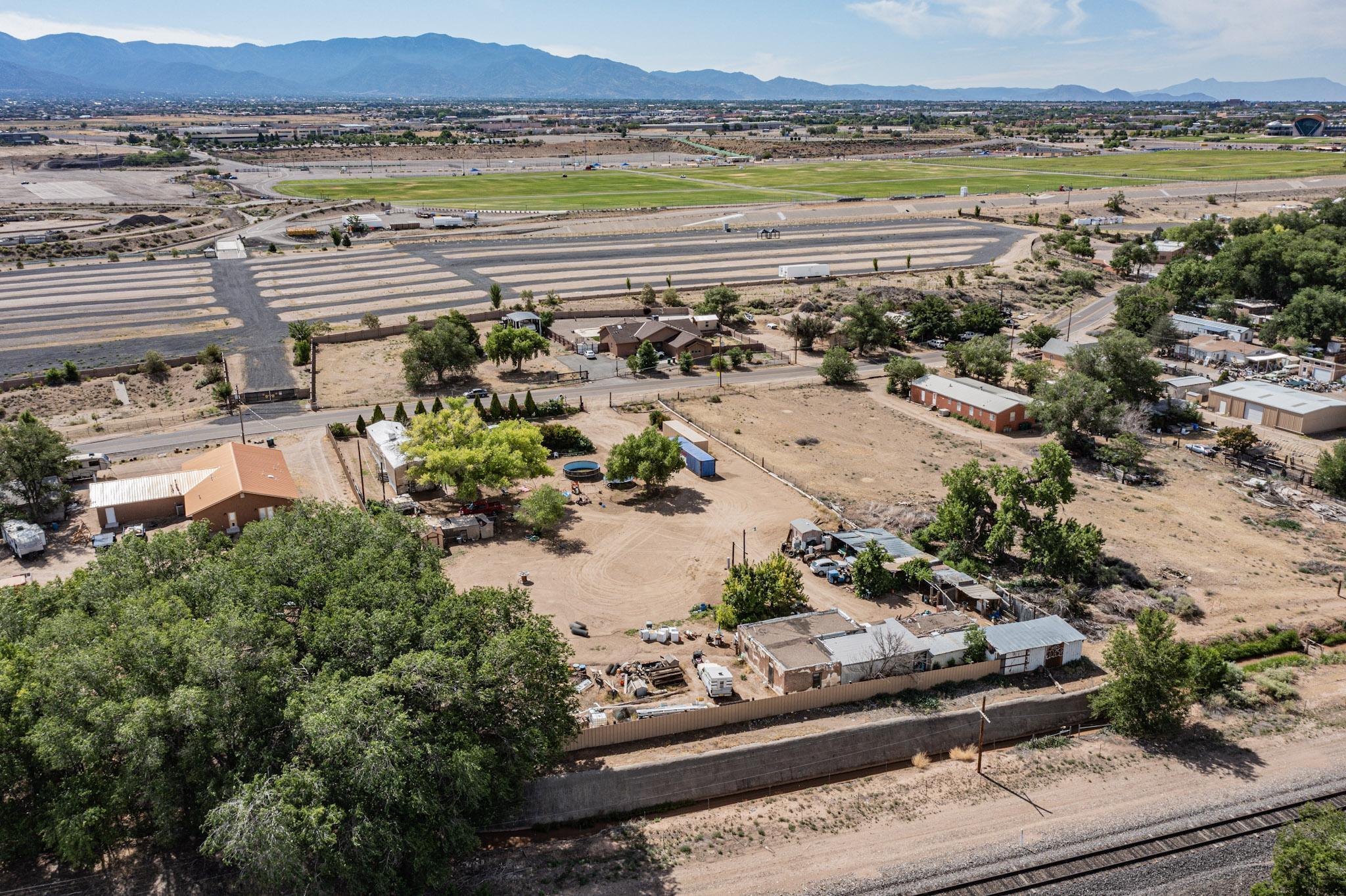 10417 Edith Boulevard NE 