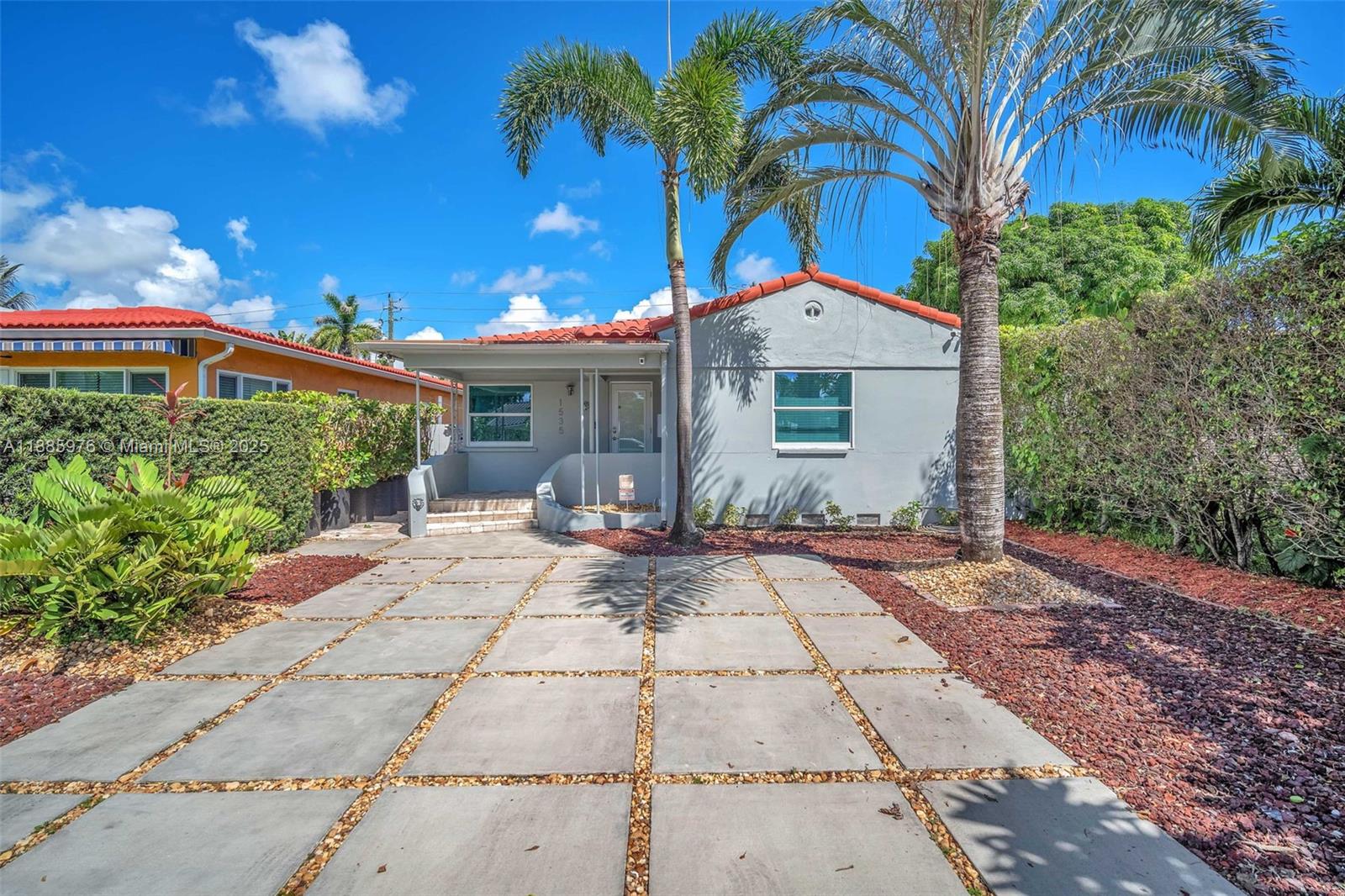 Property photo # 0