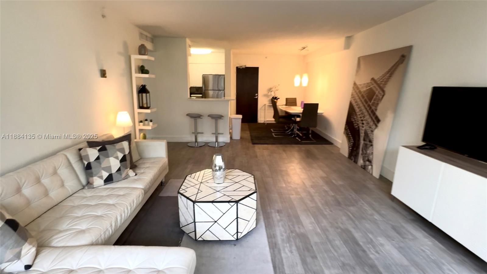 Property photo # 8
