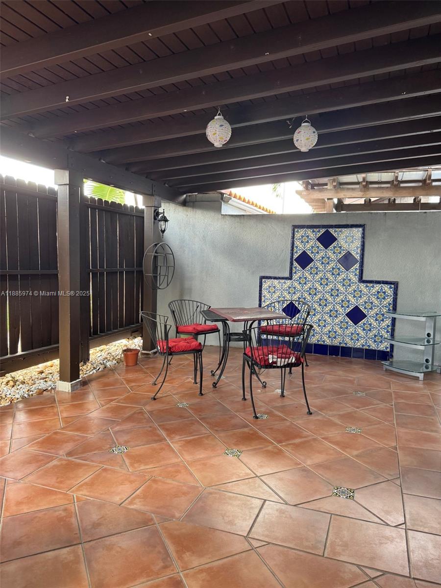 Greenway Lakes Sec One