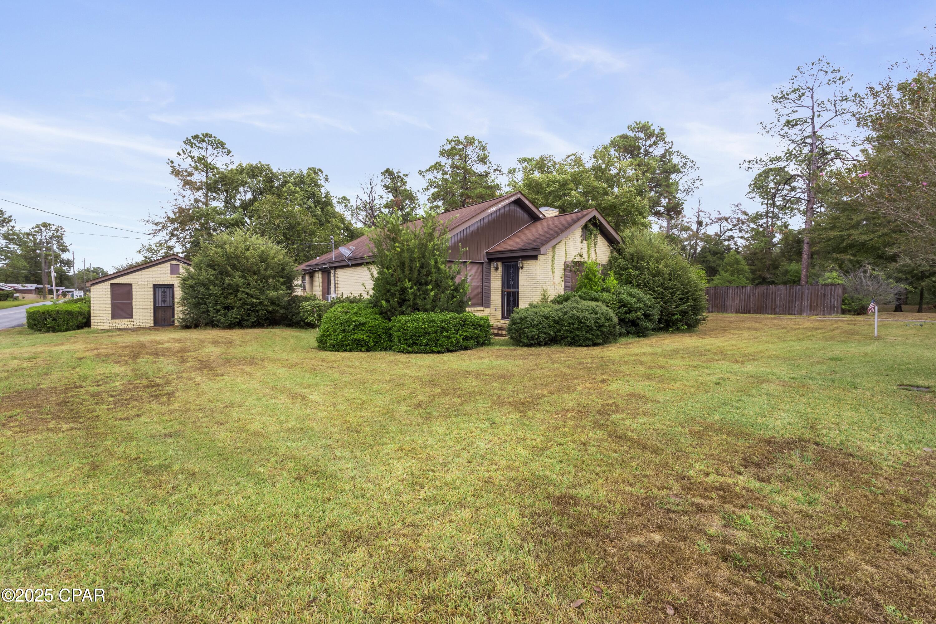 Details for 1102 8th Avenue, Graceville, FL 32440