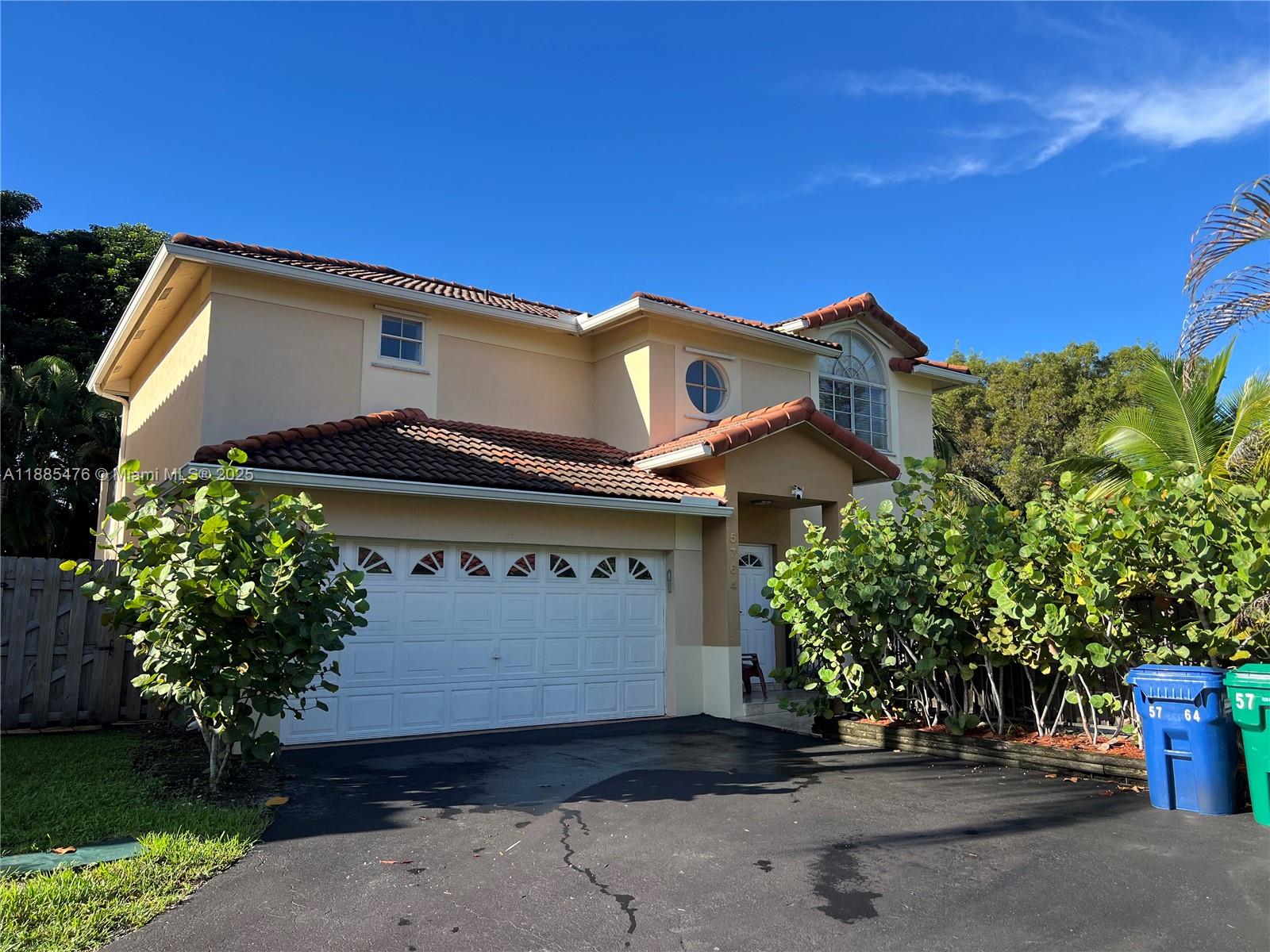 Property photo # 0