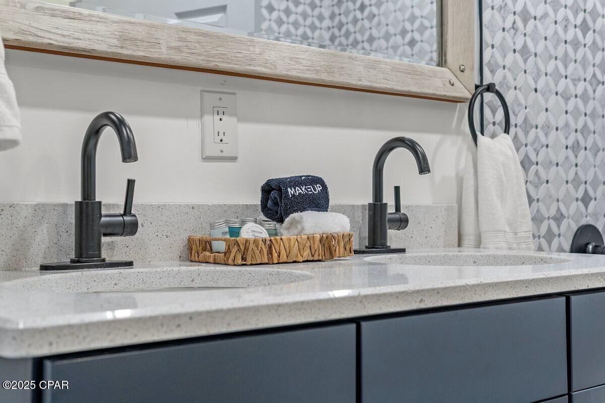 Btsxs7js4uw936ssoai1jtd8nkakpuznegxda1ej Vo