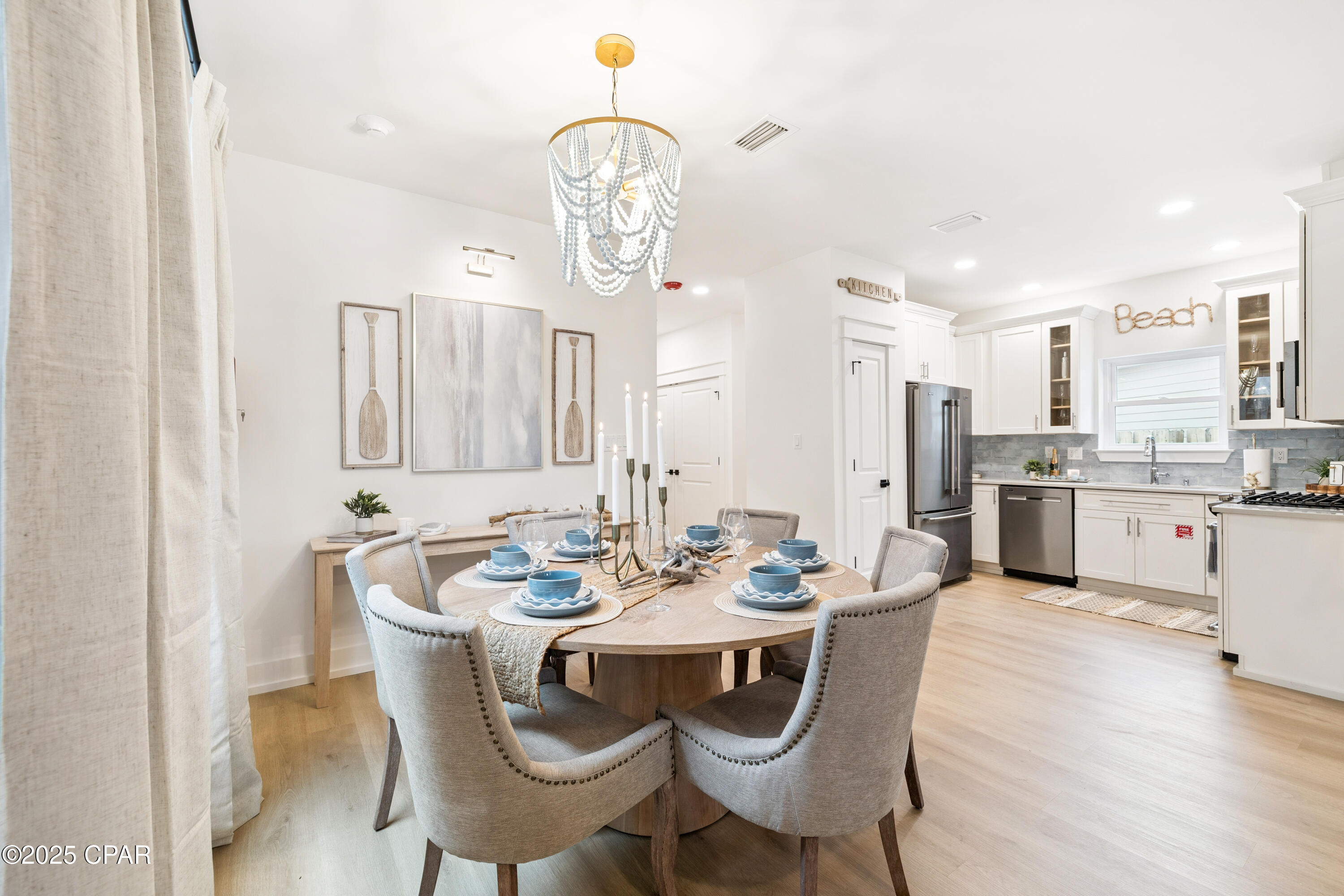 8v_cdgow6c6na3v85ukx2sumqad7wabx4c3uowsqpao