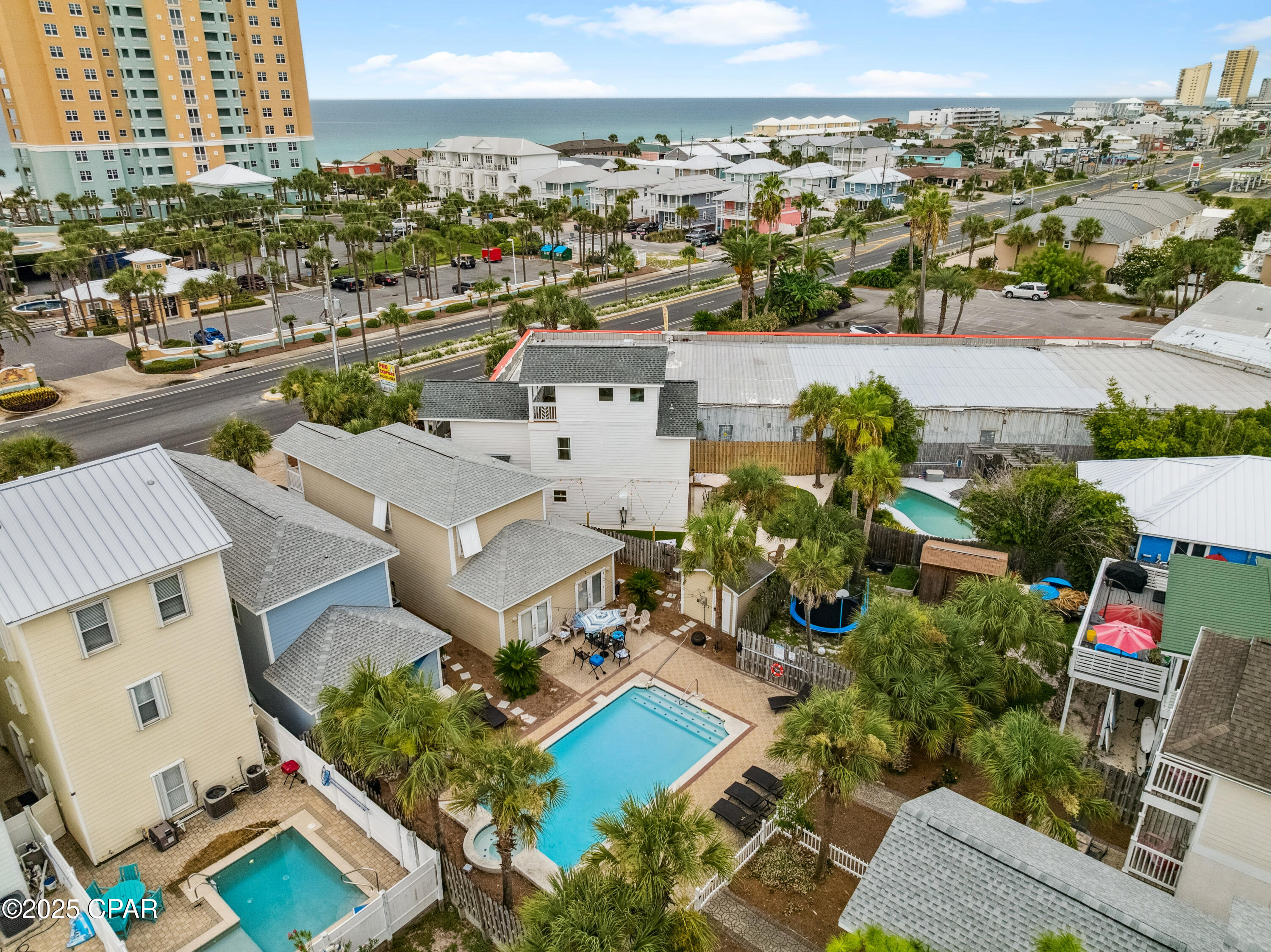 Cxwbqkqvtle7_6yg_xvsl4fx9bkyfnahatxzedj6cy0