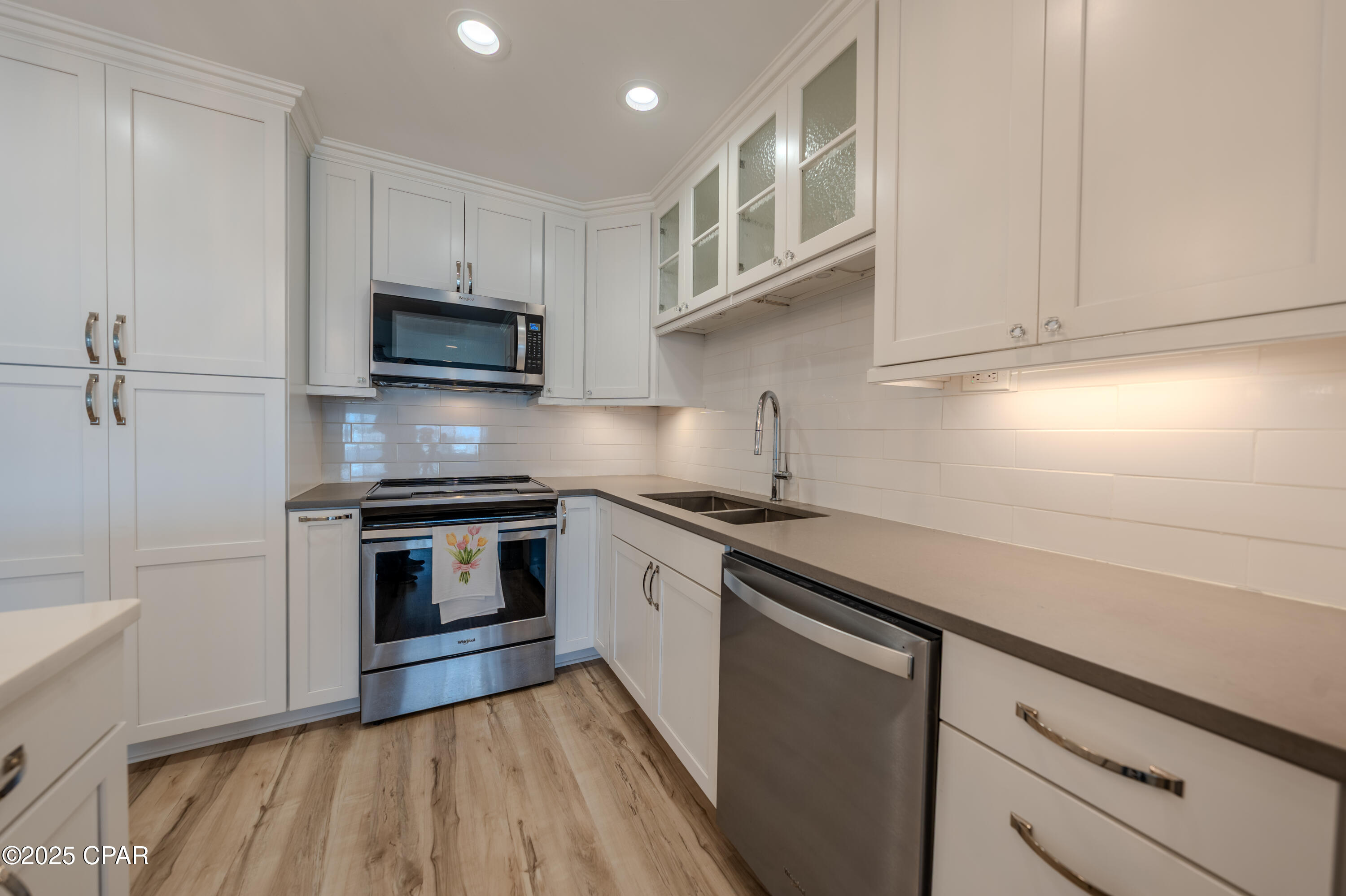 Yk71p4 Egqg0rgbem0oce8qhi6tnhcstmn4bn6xk_ny