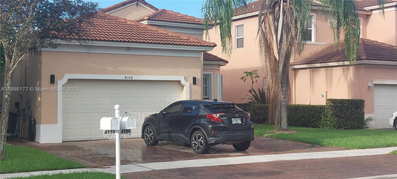 Property photo # 0