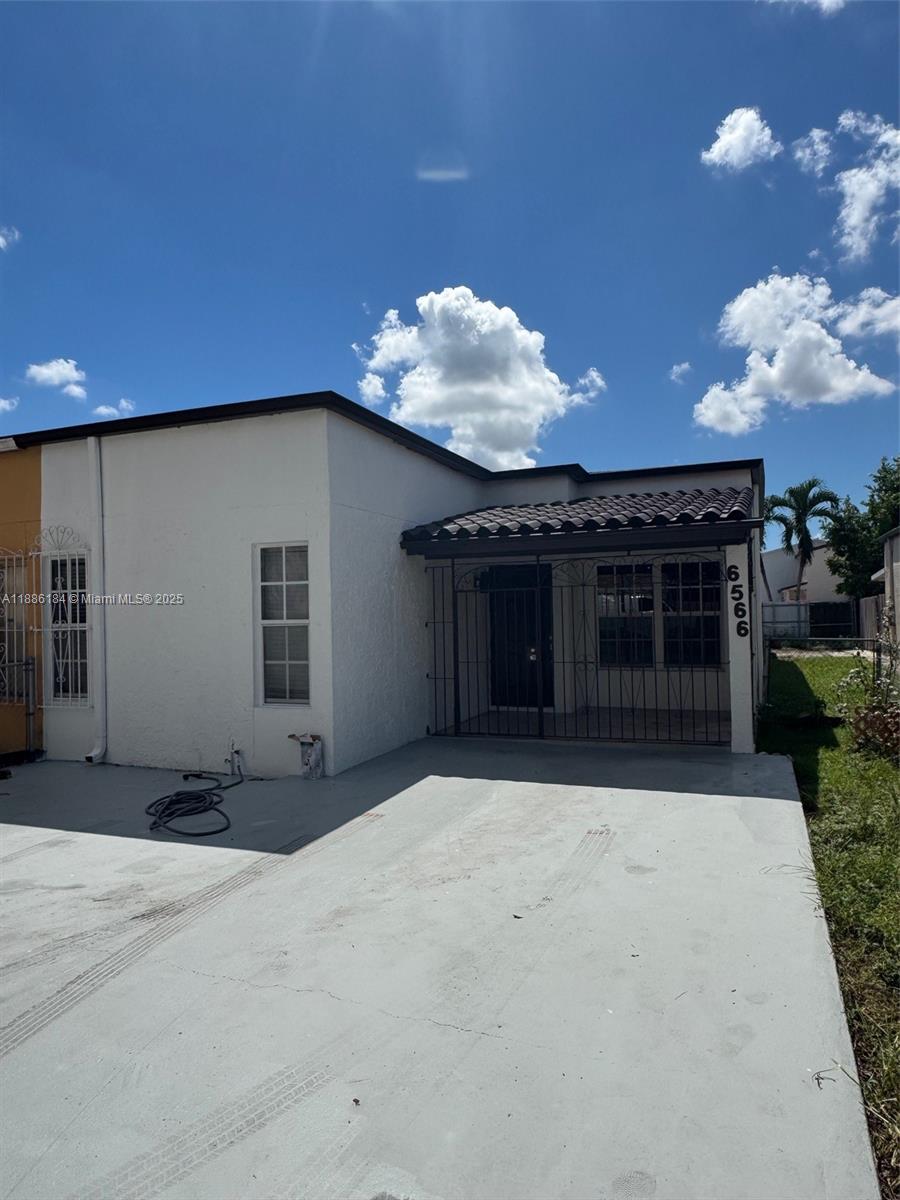 Property photo # 0