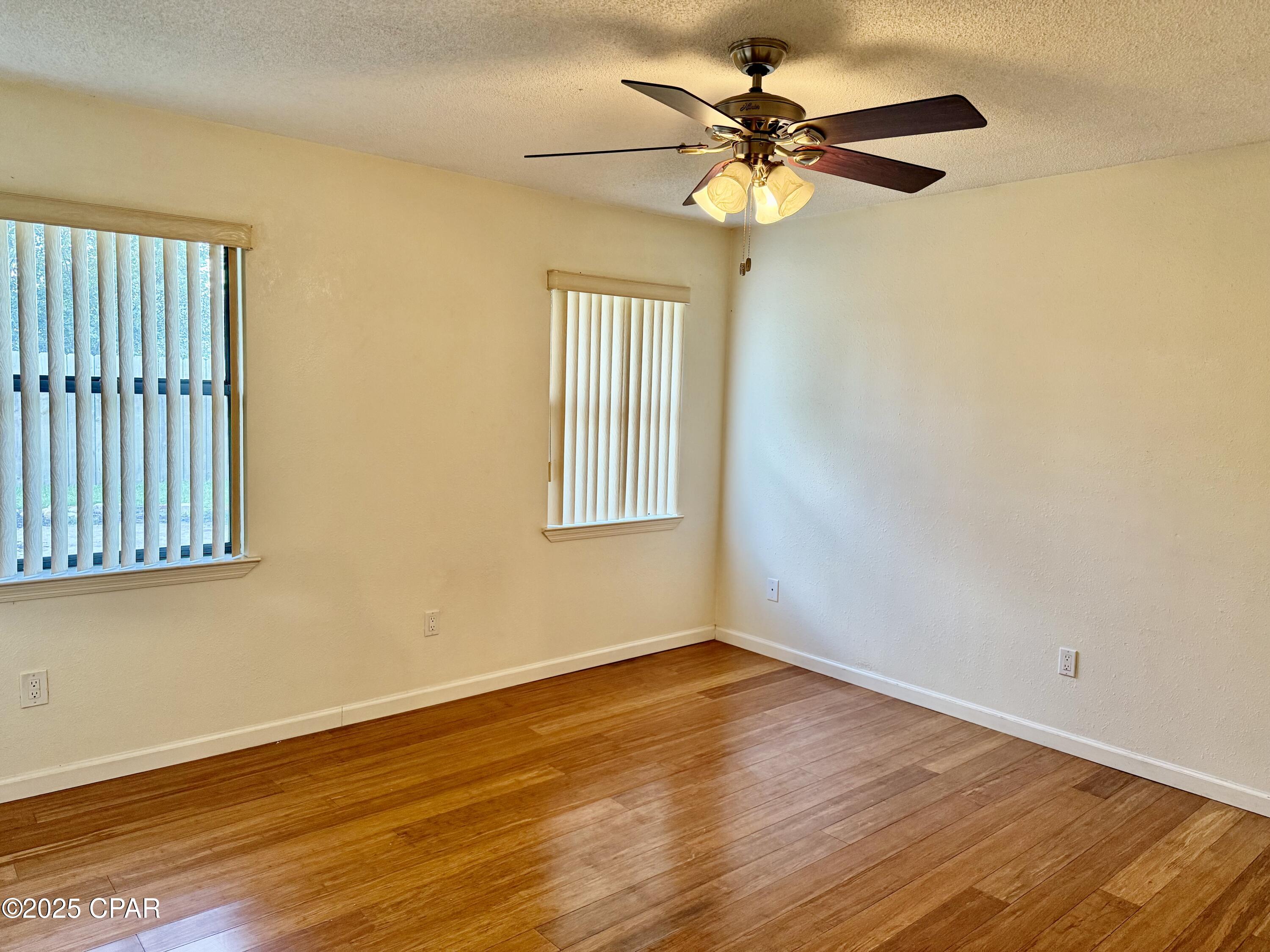 Uinrovk35qnln95ptilr42__lcp6yuovcefabc4eylc