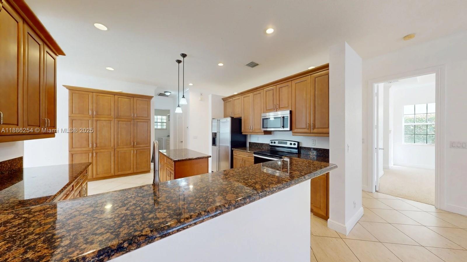 Property photo # 7