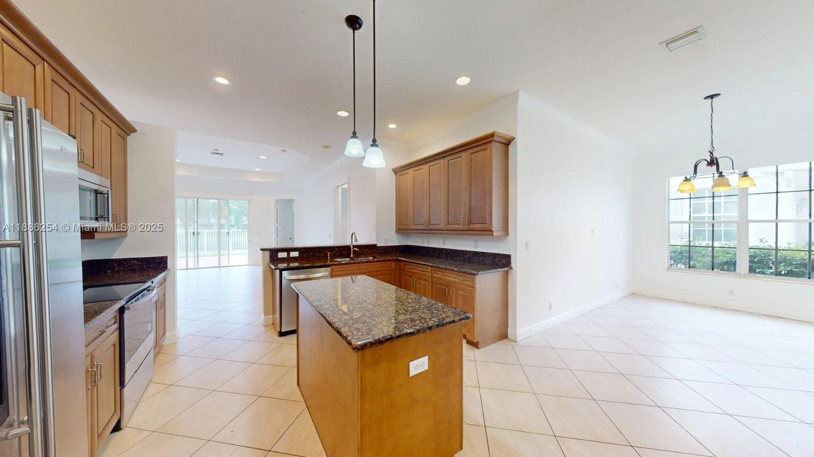 Property photo # 2