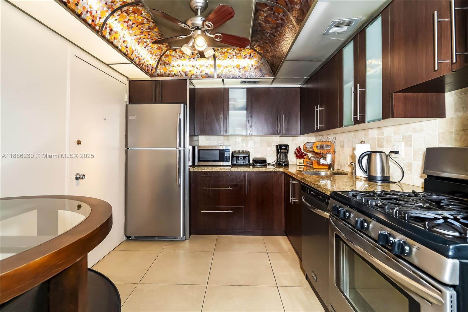Property photo # 4
