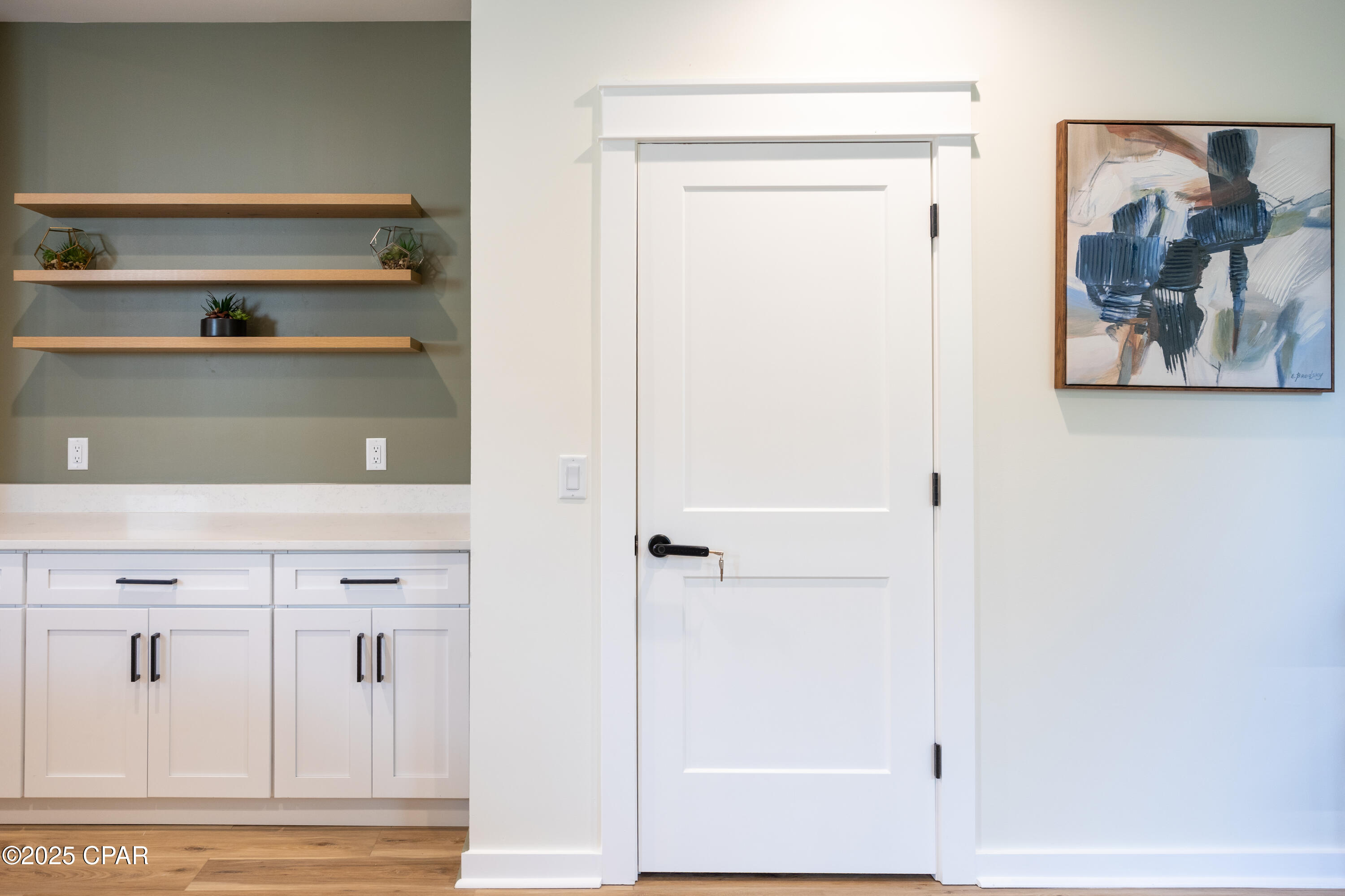 Upzp047wr 8lc1duc7a11pwg_0tkaujf6n Noiofnj0