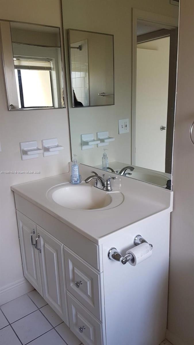 Property photo # 4