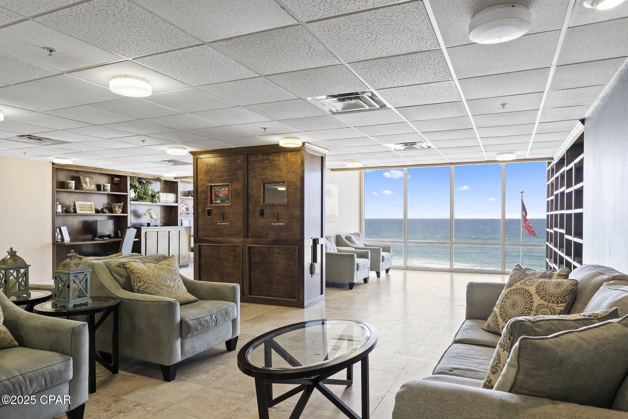 Ut6 7b25uqxfzlhjqqicjmtq6zfwwqkflsuasnaacrs