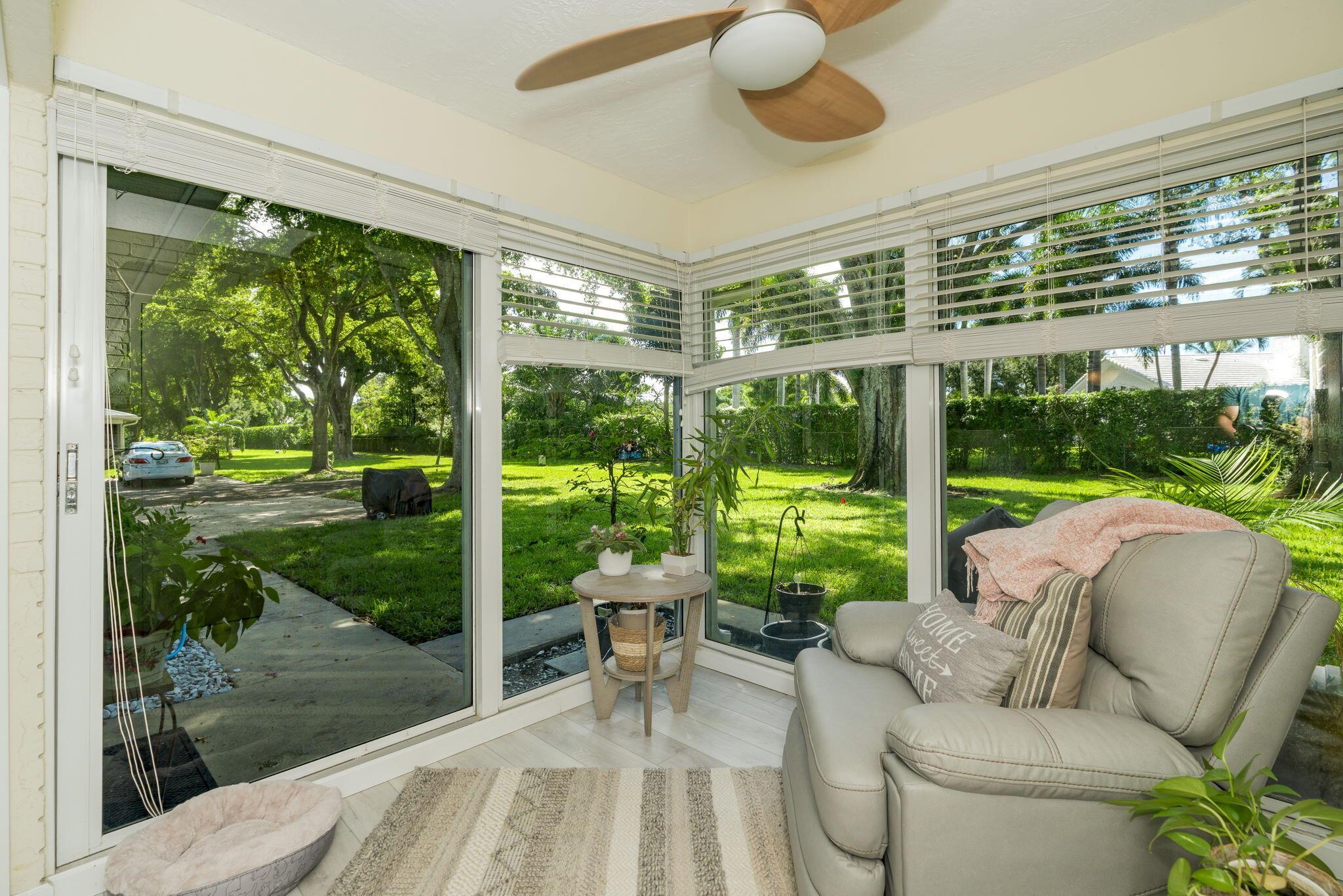 10161 45th Way S 499