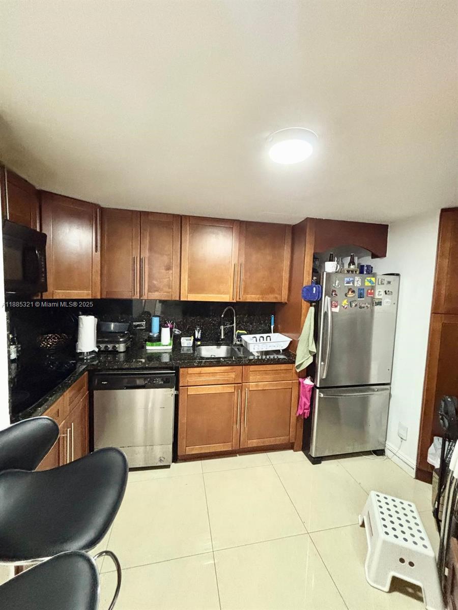 Property photo # 9