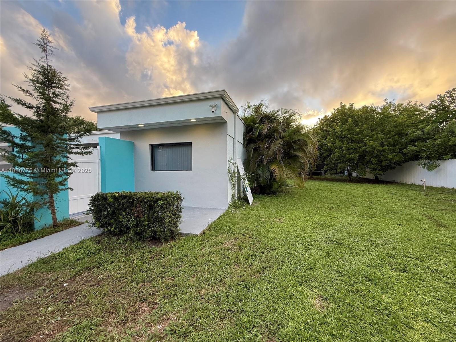 Property photo # 0