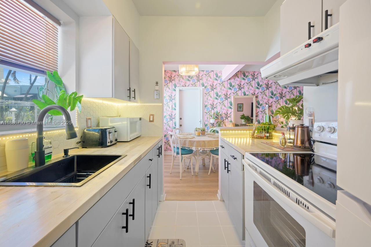 Property photo # 9