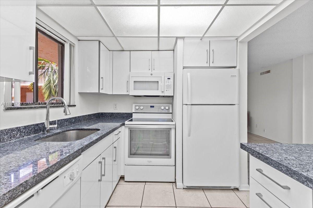 Property photo # 4