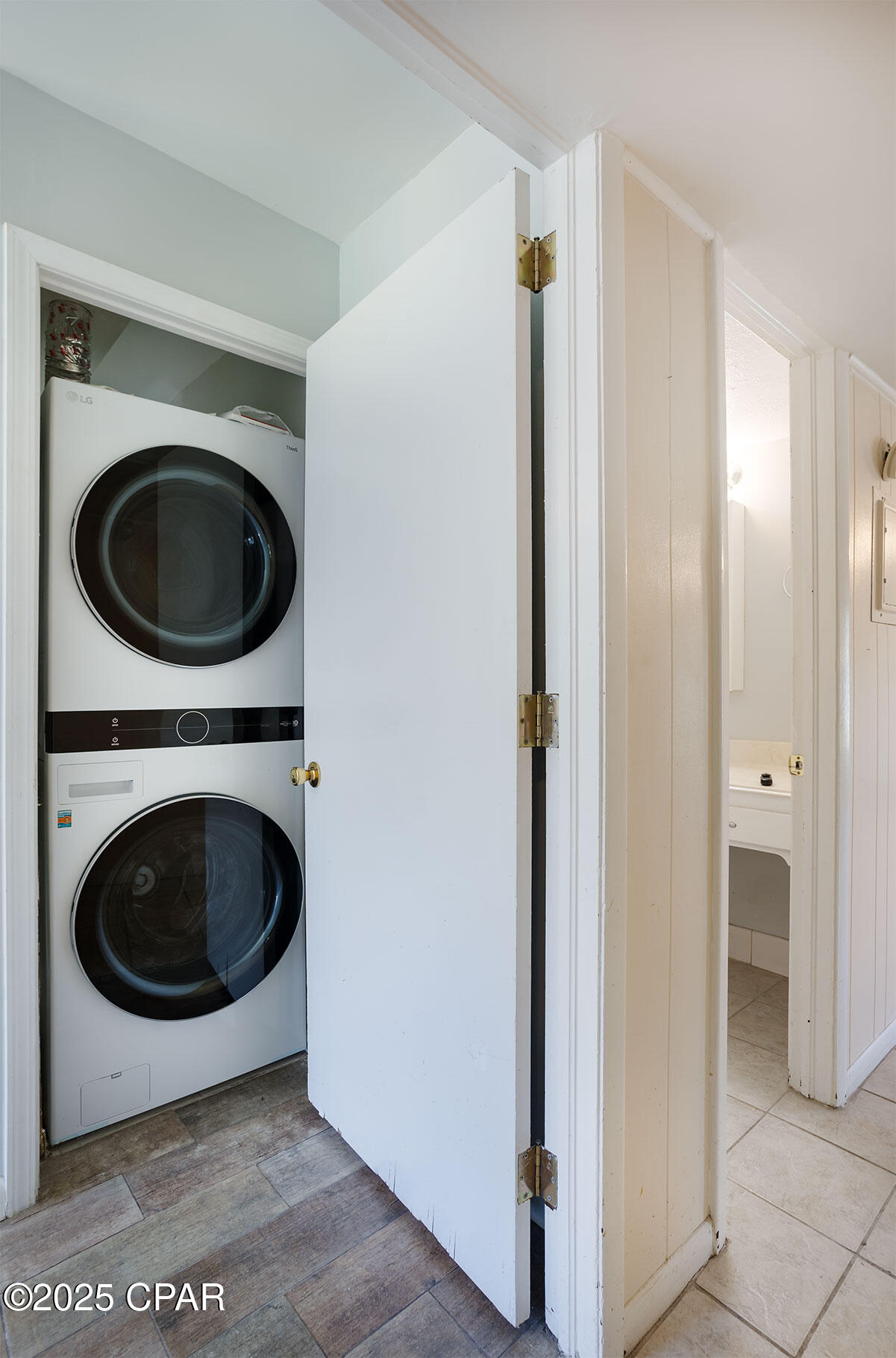 Cnv6p3pd4cqvoamfwrivmay0oty_w7aaurbjmybc2ta